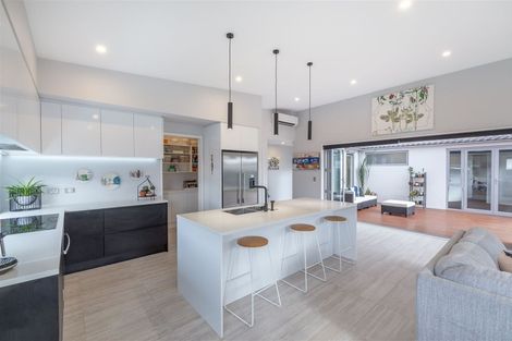 Photo of property in 13 Picadilly Avenue, Casebrook, Christchurch, 8051