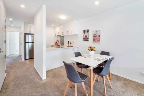 Photo of property in Apollo Apartments, 201/46 Rosedale Road, Rosedale, Auckland, 0632