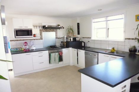 Photo of property in 1030 High Street, Avalon, Lower Hutt, 5011