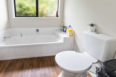 Photo of property in 8b Muir Place, Te Puke, 3119