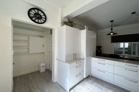 Photo of property in 154u1 Oriental Parade, Oriental Bay, Wellington, 6011