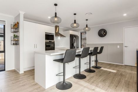 Photo of property in 27 Topsail Way, Whitby, Porirua, 5024