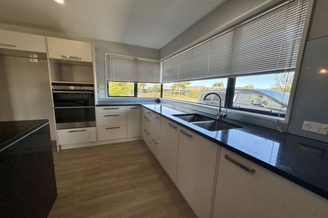 Photo of property in 34 Davaar Crescent, Broomfield, Christchurch, 8042