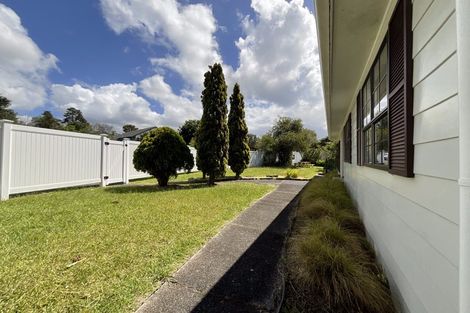 Photo of property in 3 Coey Place, Glen Eden, Auckland, 0602