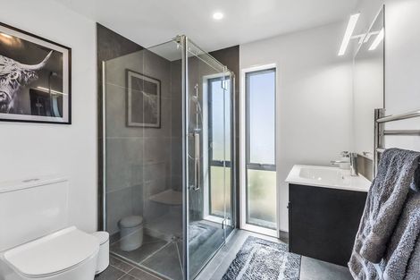 Photo of property in 13 Huntaway Lane, Dunsandel, 7682