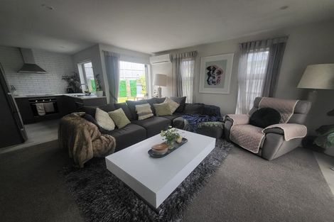Photo of property in 74 Totara Meadows Court, Wiri, Auckland, 2104
