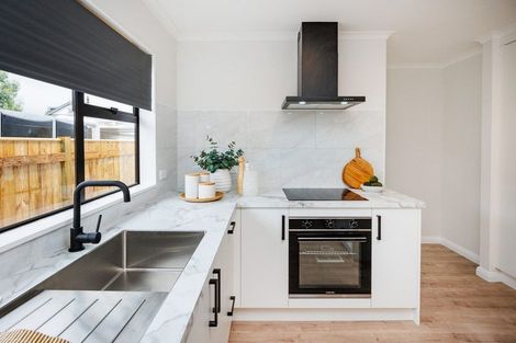 Photo of property in 6 Belvedere Crescent, Takaro, Palmerston North, 4412