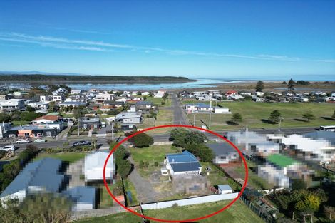 Photo of property in 131 Seabury Avenue, Foxton Beach, Foxton, 4815