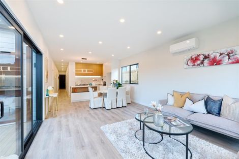 Photo of property in 38 Whakairo Crescent, Gulf Harbour, 0930