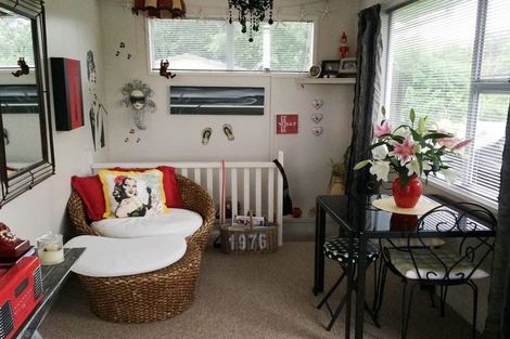Photo of property in 9 Snowden Place, Raglan, 3225
