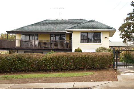 Photo of property in 12 Forbes Road, Favona, Auckland, 2024