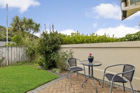 Photo of property in 4 Gybe Place, Whitby, Porirua, 5024