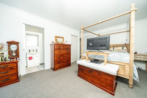Photo of property in 26 Valley Road, Hikurangi, 0114