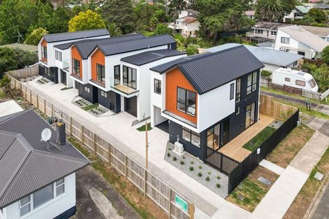 Photo of property in 102c Ennis Avenue, Pakuranga Heights, Auckland, 2010