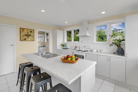 Photo of property in 101 Glengarry Road, Glen Eden, Auckland, 0602