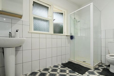 Photo of property in 32 Willerton Avenue, New Lynn, Auckland, 0600