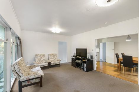 Photo of property in 44b Edgeworth Road, Glenfield, Auckland, 0629