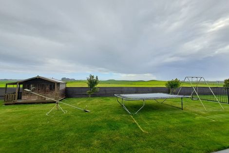 Photo of property in 1259 Devon Road, Sentry Hill, New Plymouth, 4373