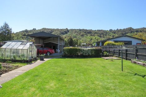 Photo of property in 57 Dick Street, Reefton, 7830