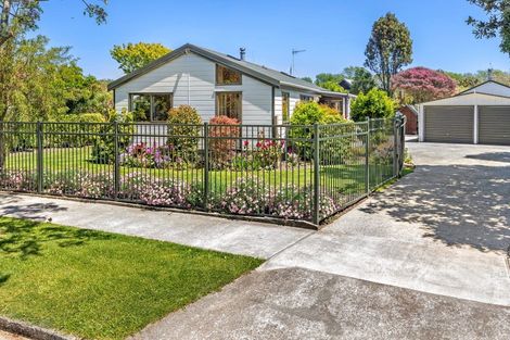 Photo of property in 43 Nimmo Avenue, Waikanae, 5036