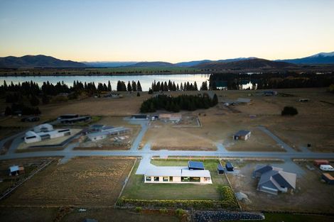 Photo of property in 20 Peak Drive, Twizel, 7901