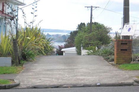 Photo of property in 63b West Coast Road, Glen Eden, Auckland, 0602