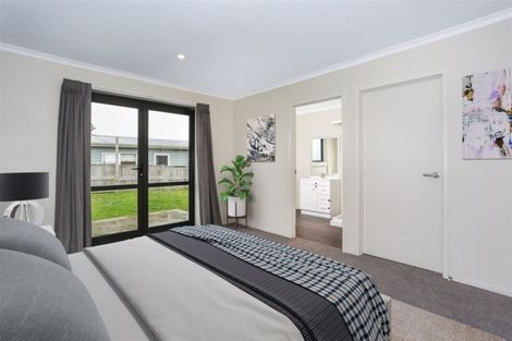 Photo of property in 20 Mcgowan Rise, Tuakau, 2121