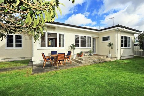 Photo of property in 33 Harpham Street, Taradale, Napier, 4112
