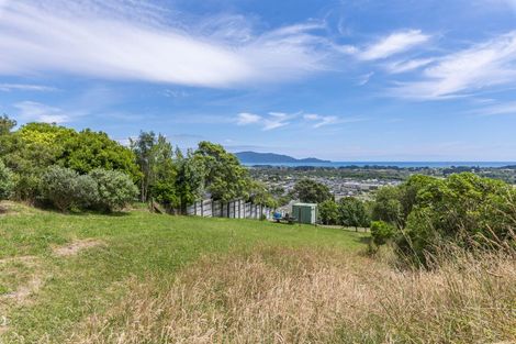 Photo of property in 61a Kotare Street, Waikanae, 5036