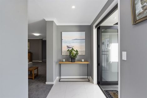 Photo of property in 33 Glenpark Crescent, Bethlehem, Tauranga, 3110