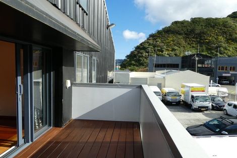 Photo of property in 2 Pickering Street, Kaiwharawhara, Wellington, 6035