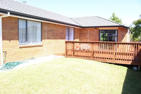 Photo of property in 14 Northridge Terrace, Massey, Auckland, 0614