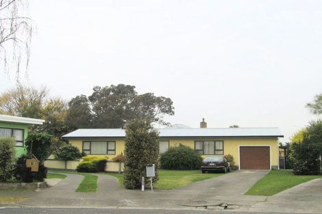 Photo of property in 16 Cooke Place, Taradale, Napier, 4112