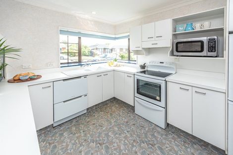 Photo of property in 5 Hampton Place, Springvale, Whanganui, 4501