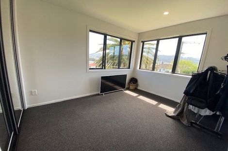 Photo of property in 4 Windley Street, Ranui, Porirua, 5024