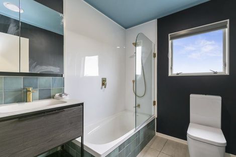Photo of property in 83f1 Townsend Road, Miramar, Wellington, 6022