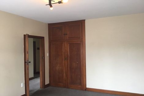 Photo of property in 118 Holly Road, St Albans, Christchurch, 8014