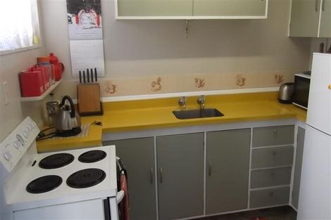 Photo of property in 37 Freyberg Avenue, Tamatea, Napier, 4112