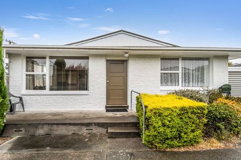 Photo of property in 1/17 Lake Terrace Road, Burwood, Christchurch, 8061