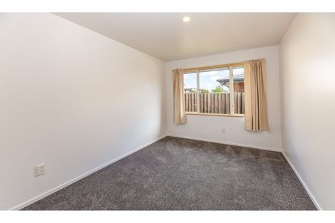 Photo of property in 30 Seymour Street, Hornby, Christchurch, 8042