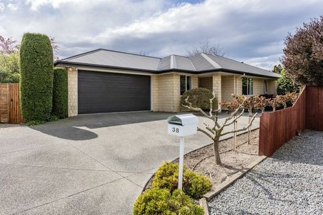 Photo of property in 38 Acacia Avenue, Rangiora, 7400
