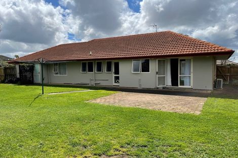 Photo of property in 3 Dowd Place, Flat Bush, Auckland, 2019
