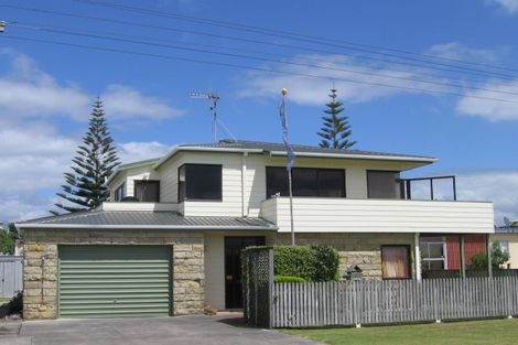 Photo of property in 30a Bway Road, Waihi Beach, 3611