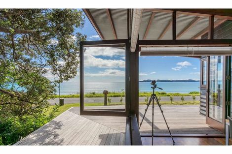 Photo of property in 135 Long Beach Road, Russell, 0202