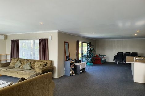 Photo of property in 99 Gleneagles Drive, Te Awamutu, 3800