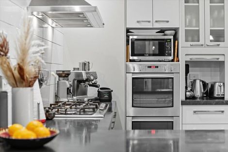 Photo of property in 21c Bradley Avenue, Pyes Pa, Tauranga, 3112