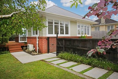 Photo of property in 38 Gibson Road, Tuakau, 2121
