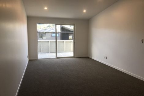 Photo of property in 10/74u Derwent Street, Island Bay, Wellington, 6023