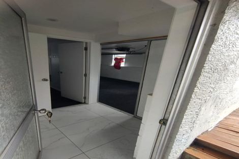 Photo of property in 165 Don Buck Road, Massey, Auckland, 0614