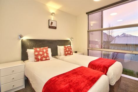 Photo of property in The Beeches Apartments, 13/60 Hallenstein Street, Queenstown, 9300